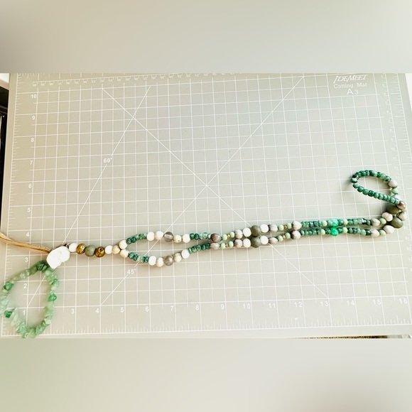 Vintage Druzy Pendant Bead Necklace - Picture 12 of 12